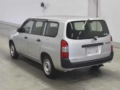 Toyota SUCCEED