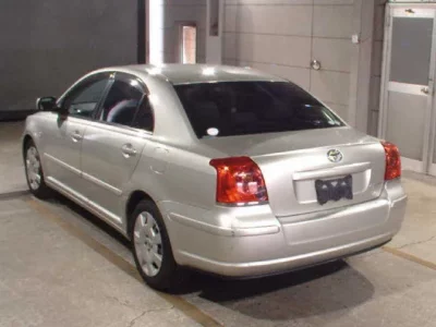 Toyota AVENSIS SEDAN