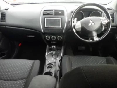 Mitsubishi RVR