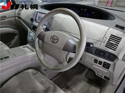 Toyota ESTIMA HYBRID