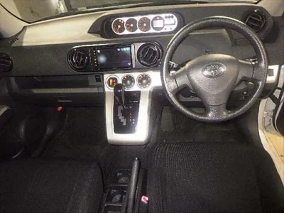 Toyota COROLLA RUMION