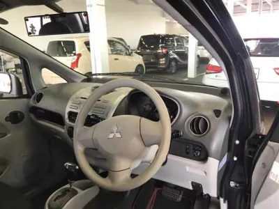 Mitsubishi I