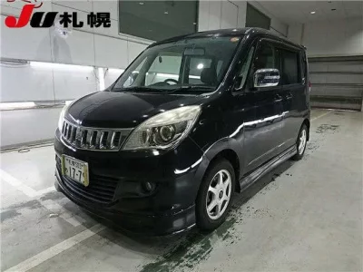 Mitsubishi DELICA D2