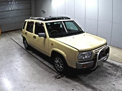 Nissan RASHEEN