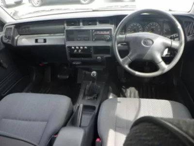 Toyota CROWN COMFORT