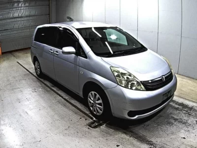 Toyota ISIS
