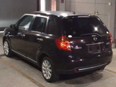Mazda VERISA