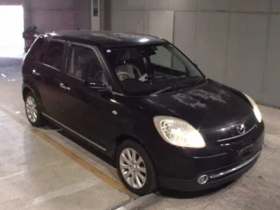Mazda VERISA