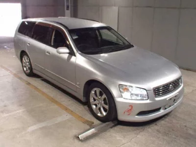 Nissan STAGEA