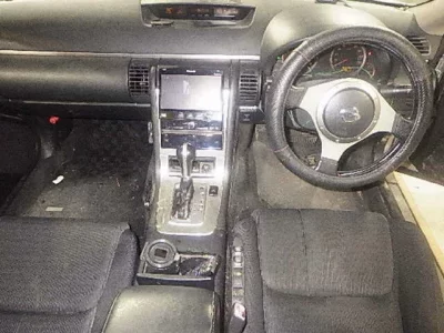 Nissan STAGEA