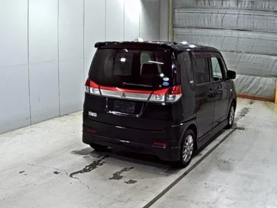 Mitsubishi DELICA D2