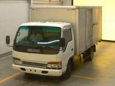 Isuzu ELF