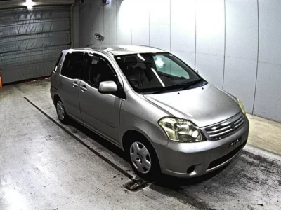 Toyota RAUM