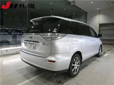 Toyota ESTIMA HYBRID
