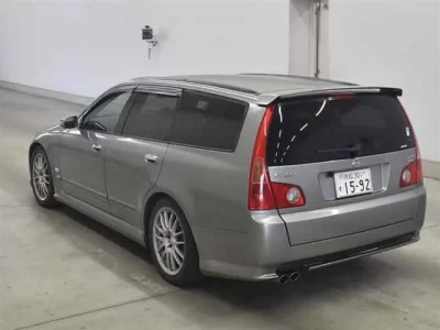 Nissan STAGEA