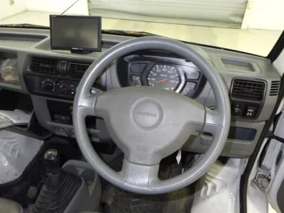 Nissan CLIPPER TRUCK