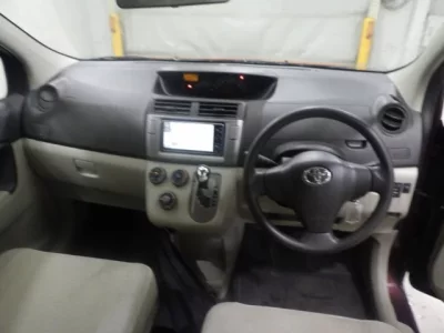 Toyota PASSO SETTE