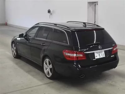 Mercedes-Benz E CLASS WAGON