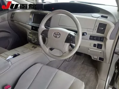 Toyota ESTIMA HYBRID