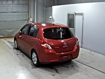 Nissan TIIDA