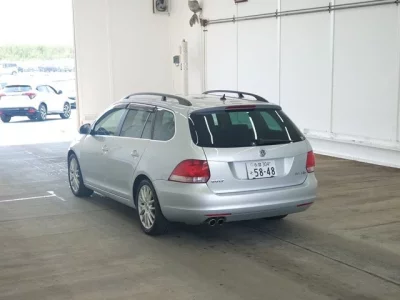 Volkswagen GOLF VARIANT