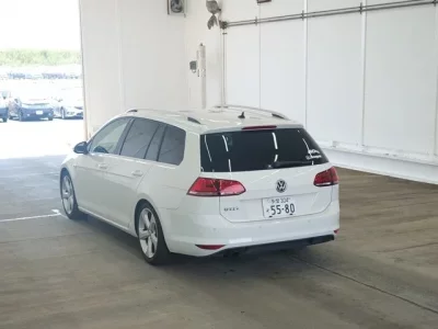 Volkswagen GOLF VARIANT