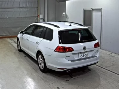 Volkswagen GOLF VARIANT