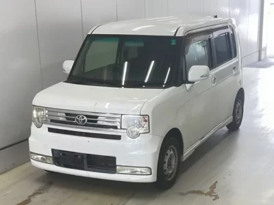 Toyota PIXIS SPACE