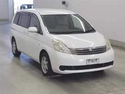 Toyota ISIS