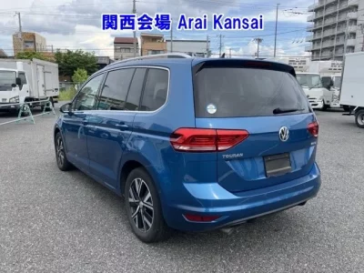 Volkswagen GOLF TOURAN