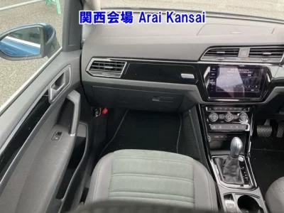 Volkswagen GOLF TOURAN