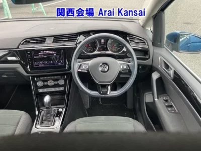 Volkswagen GOLF TOURAN
