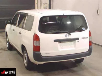 Toyota SUCCEED
