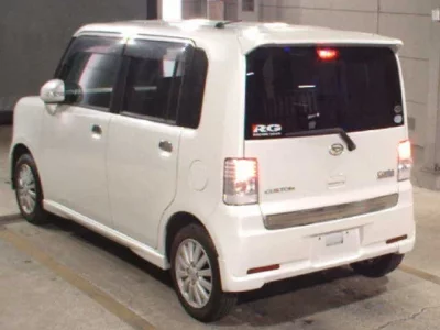 Daihatsu MOVE CONTE