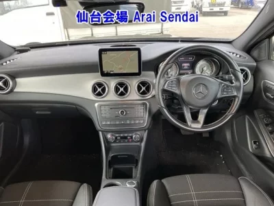 Mercedes-Benz GLA CLASS