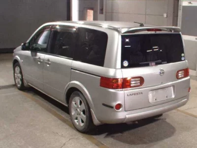 Nissan LAFESTA