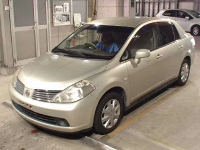Nissan TIIDA LATIO