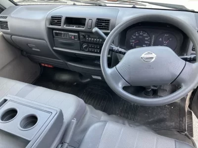Nissan VANETTE VAN