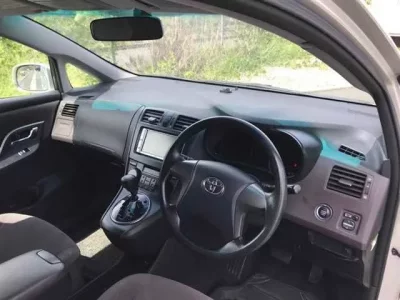 Toyota MARK X ZIO