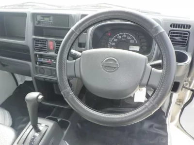Nissan CLIPPER TRUCK