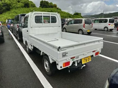 Nissan CLIPPER TRUCK