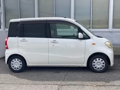 Daihatsu TANTO EXE