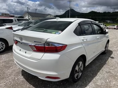 Honda GRACE