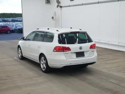 Volkswagen PASSAT VARIANT