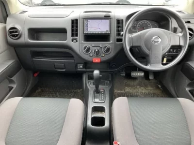 Nissan AD