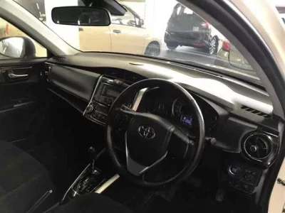 Toyota COROLLA AXIO