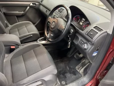Volkswagen GOLF TOURAN