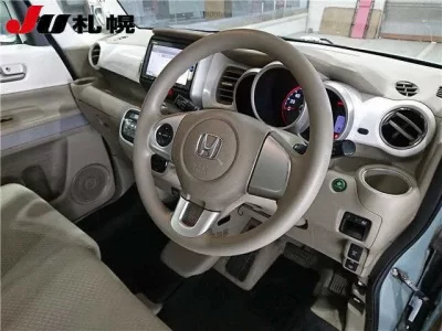 Honda N BOX SLASH