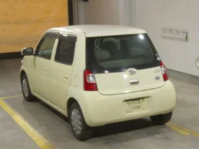Daihatsu Esse
