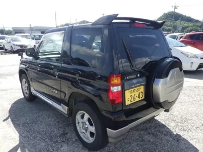 Mitsubishi PAJERO MINI